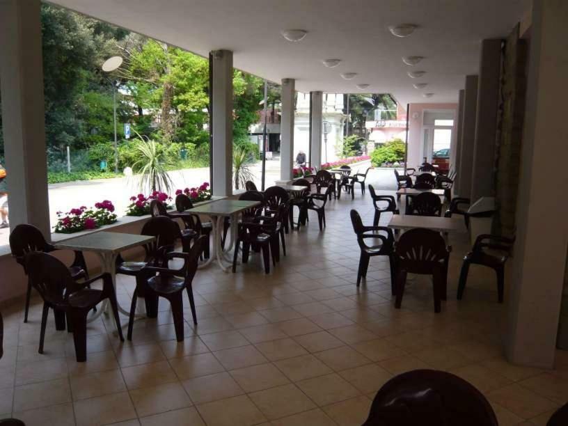 Hotel Calipso Llido Degli Estensi Eksteriør billede
