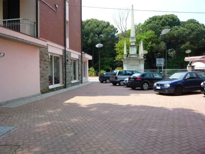 Hotel Calipso Llido Degli Estensi Eksteriør billede