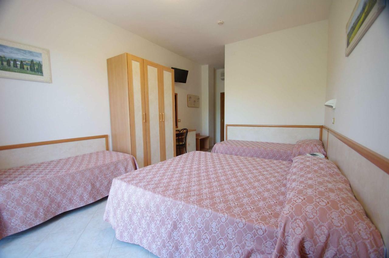Hotel Calipso Llido Degli Estensi Eksteriør billede